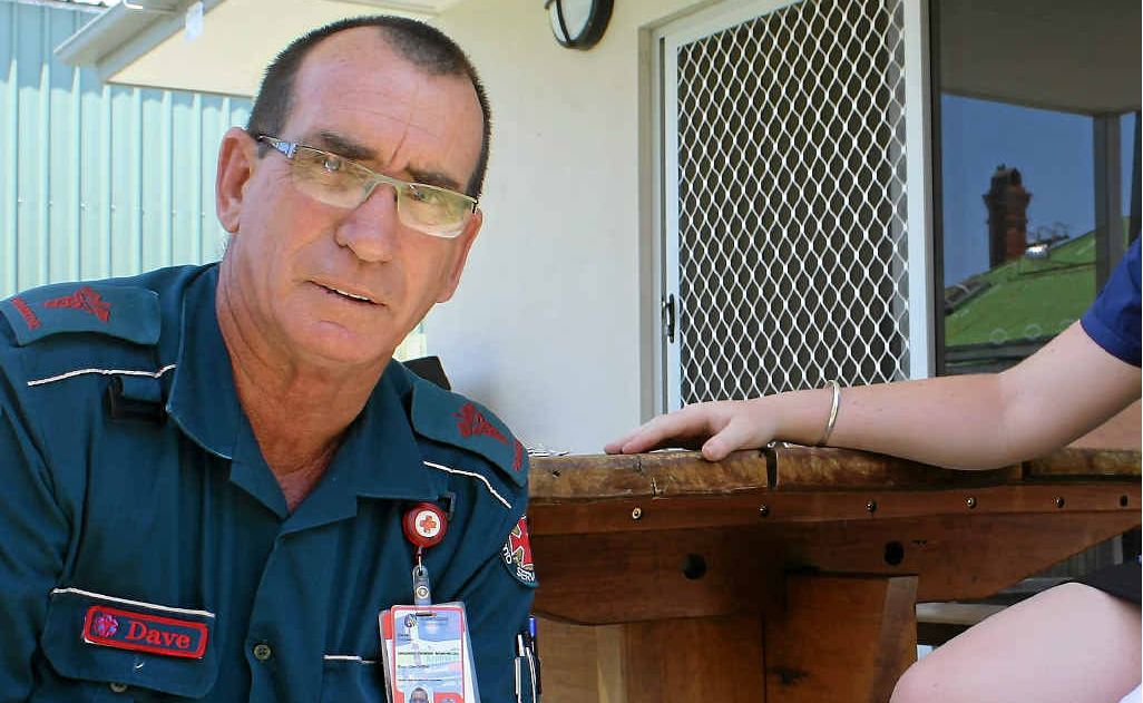 Warwick advanced care paramedic Dave Thompson said time was of the essence when bandaging a snake bite.